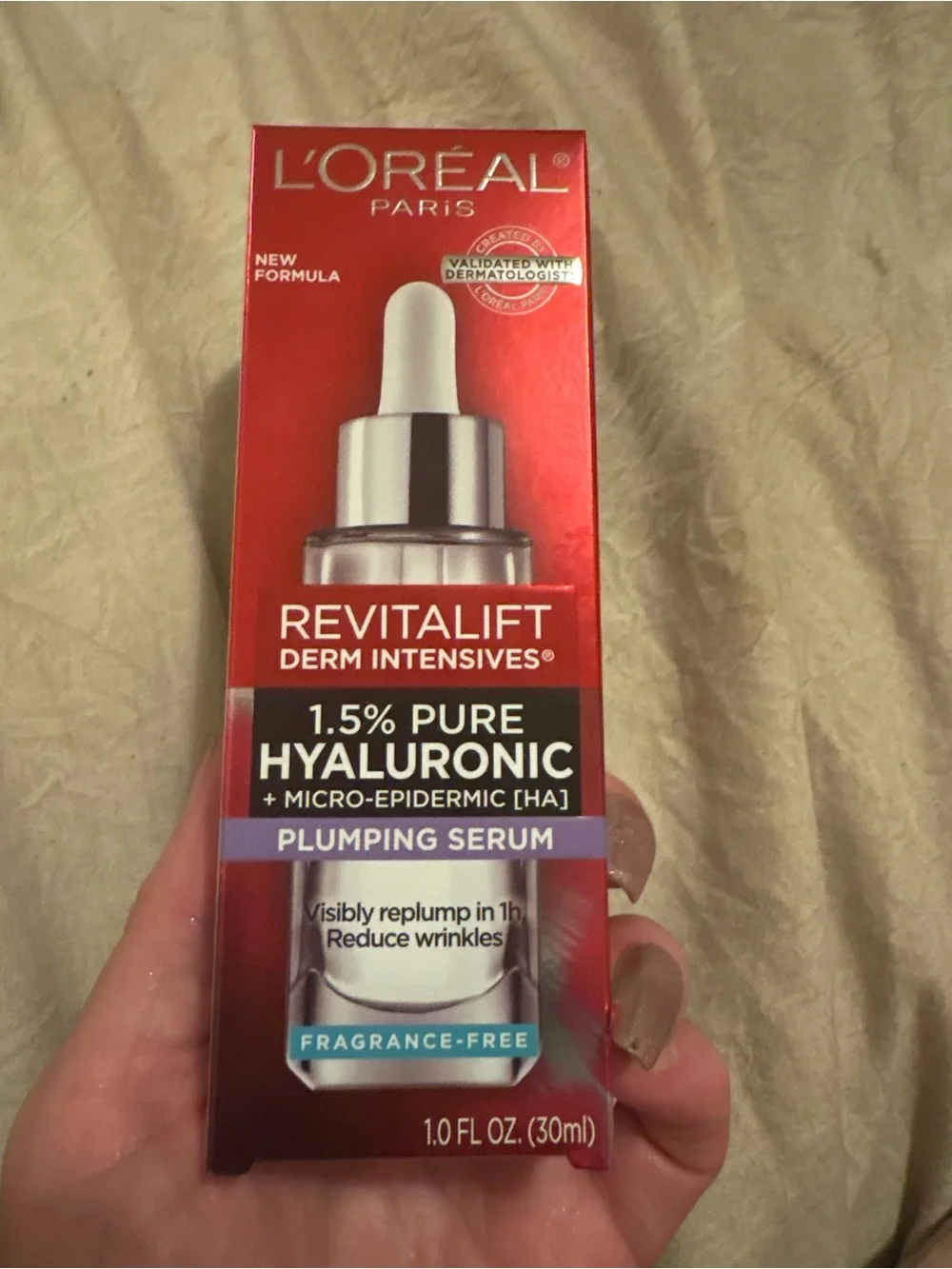 L'Oreal Revitalift Derm Intensives Plumping Serum - Red, Silver, White
